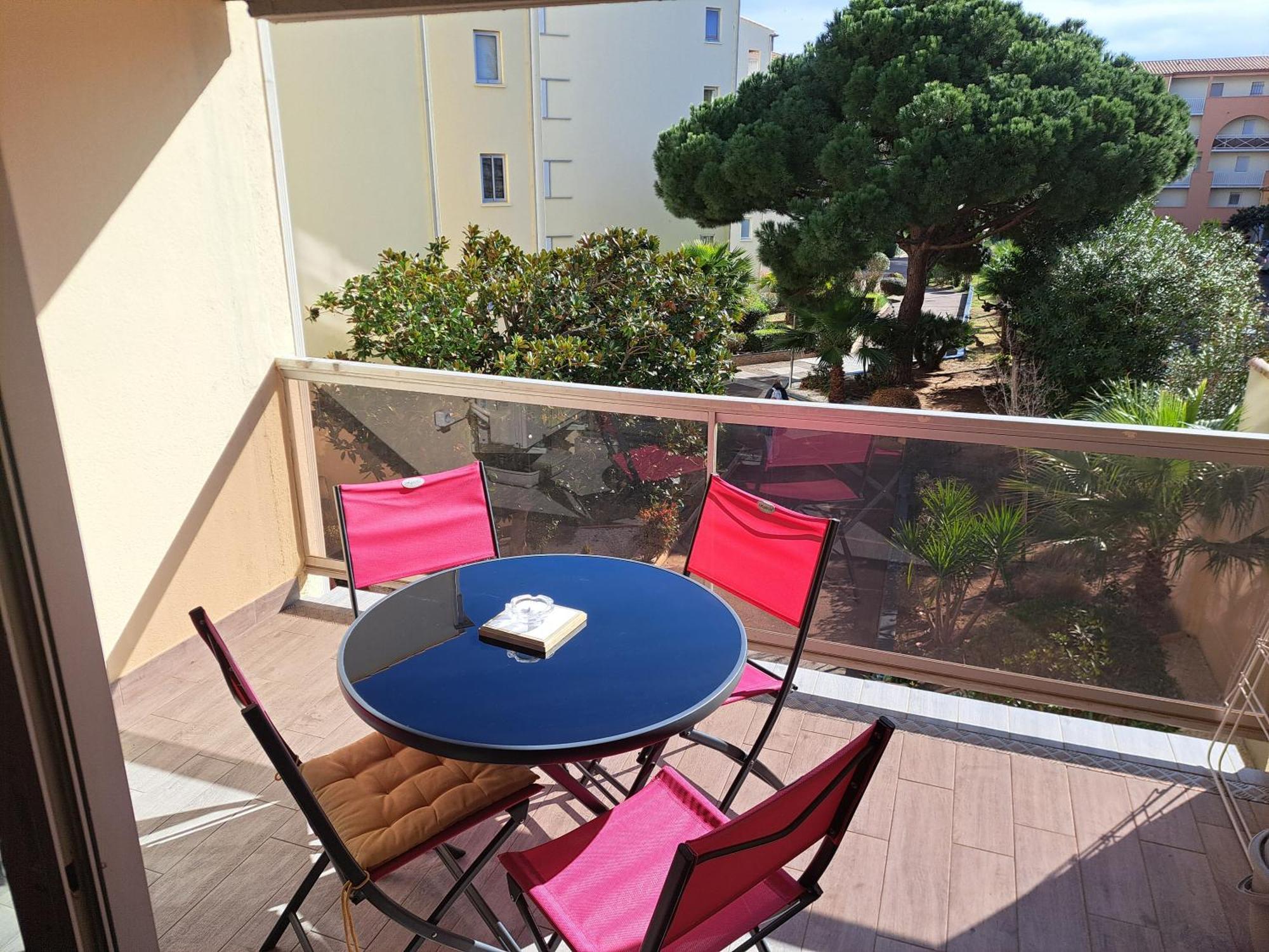 Helios 32, T2 Climatise, Parking, 500M Plage Agde Exteriér fotografie